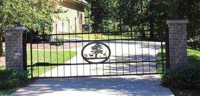 5.5 acres in beautiful neighborhood with all gated driveways - photo 2