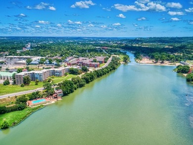 Exceptional third floor unit overlooking the Guadalupe River and - photo 2