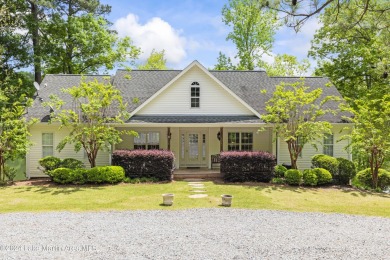 Lake Home For Sale in Eclectic, Alabama