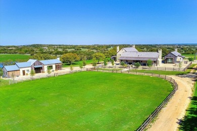 Welcome to a rare blend of bold Texas beauty & modern luxury - photo 2