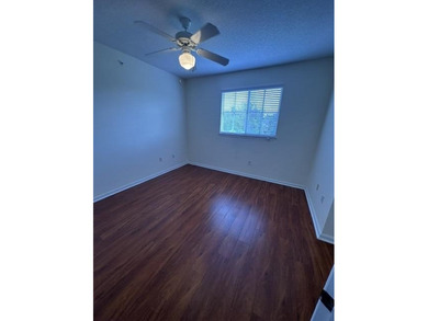 BEAUTIFUL 3 LEVEL TOWN HOME, OVERLOOKING A TRANQUIL LAKE, 2 - photo 2