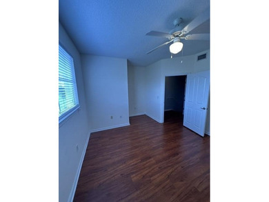 BEAUTIFUL 3 LEVEL TOWN HOME, OVERLOOKING A TRANQUIL LAKE, 2 - photo 3