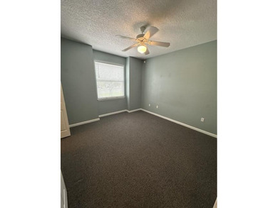BEAUTIFUL 3 LEVEL TOWN HOME, OVERLOOKING A TRANQUIL LAKE, 2 - photo 10