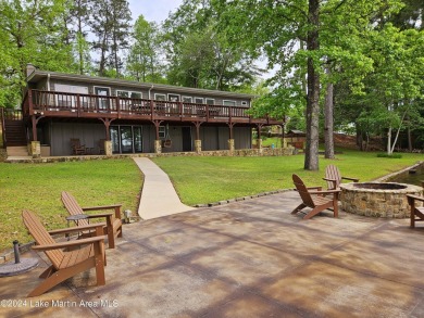 Lake Martin Home For Sale in Equality Alabama