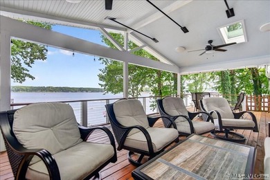 COMPLETELY RENOVATED FULLY FURNISHED 3 BEDROOM+1 UNDESIGNATED - photo 20
