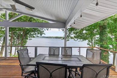 COMPLETELY RENOVATED FULLY FURNISHED 3 BEDROOM+1 UNDESIGNATED - photo 22
