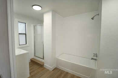 Welcome to Shenandoah Estates, a gated 55+ community offering - photo 26