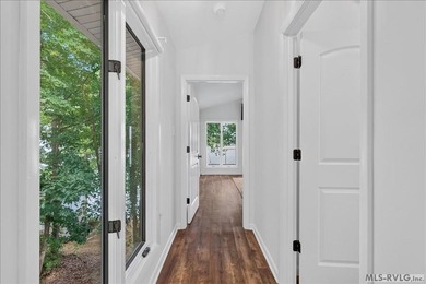 COMPLETELY RENOVATED FULLY FURNISHED 3 BEDROOM+1 UNDESIGNATED - photo 31