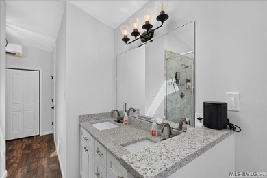 COMPLETELY RENOVATED FULLY FURNISHED 3 BEDROOM+1 UNDESIGNATED - photo 37