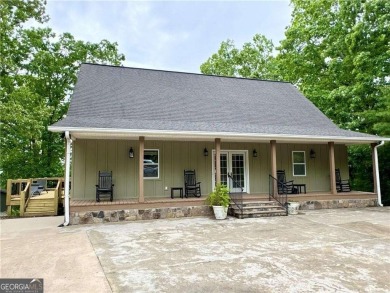 Lake Home For Sale in Hiawassee, Georgia