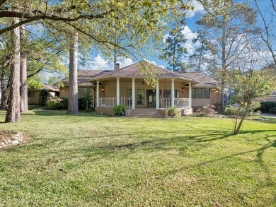 Beautiful custom home in prestigious Crown Colony Subdivision - photo 42