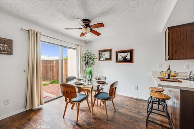 Welcome to this beautifully maintained townhome offering comfort - photo 8