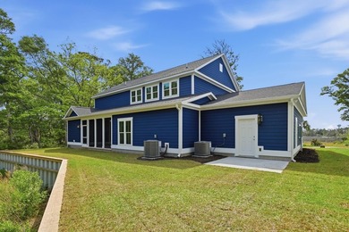 Welcome to 903 Inlet View Drive in the coveted gated community - photo 2