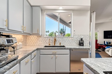 SELLER PAYS CLOSING COSTS!! Contemporary ART home!! Elevated - photo 14