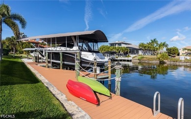An exceptional sailboat-access waterfront retreat ideally - photo 4