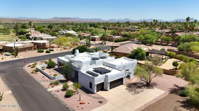 SELLER PAYS CLOSING COSTS!! Contemporary ART home!! Elevated - photo 48