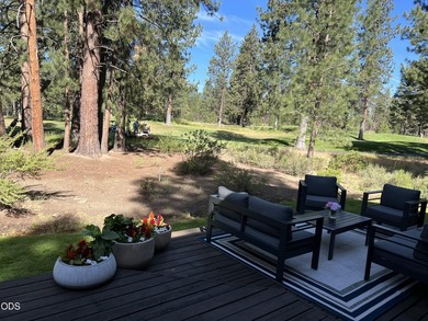 Golf course living awaits in the gated Widgi Creek community! - photo 8