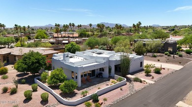 SELLER PAYS CLOSING COSTS!! Contemporary ART home!! Elevated - photo 49