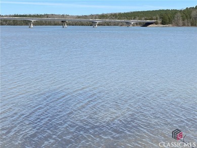 Lake Russell Lot Sale Pending in Elberton Georgia