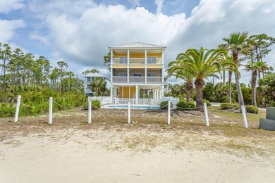 Discover the best of coastal living in Holiday House, this - photo 42