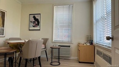 Experience city living at its finest in this beautifully - photo 4