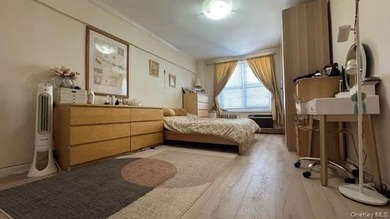 Experience city living at its finest in this beautifully - photo 6