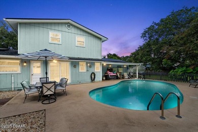 MULTI-GENERATIONAL LIVING OPPORTUNITY ON OVER HALF AN ACRE WITH - photo 3