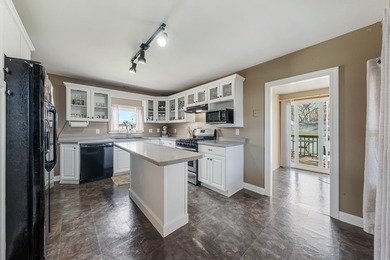 Step into timeless charm in the heart of Winneconne! This - photo 6