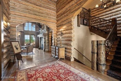 Welcome to one of the most iconic estates in Wolf Creek Ranch - photo 11