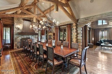 Welcome to one of the most iconic estates in Wolf Creek Ranch - photo 20