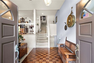 Here is the Hidden Gem you're looking for 2193 sq ft in popular - photo 2