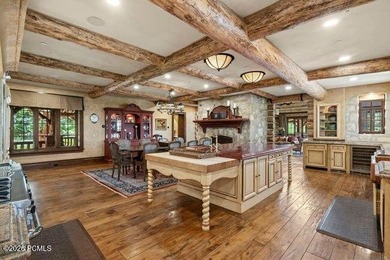 Welcome to one of the most iconic estates in Wolf Creek Ranch - photo 25