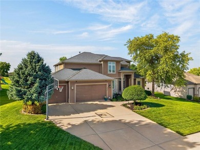 50K PRICE DROP!!! LUXURY GOLF COURSE LIVING AT IT'S FINEST - photo 3