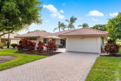 Lake Home For Sale in Boynton Beach, Florida