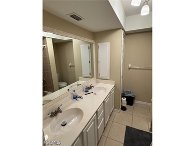Welcome to this 2 bedroom, 2 bathroom, 2nd floor, unit in the - photo 4