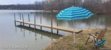 Lake Lot Sale Pending in White Lake, Michigan