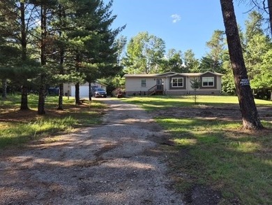 MOTIVATED SELLER!!! A short drive down a private road to - photo 2