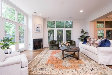 Exceptional residence located in the highly desirable gated - photo 6