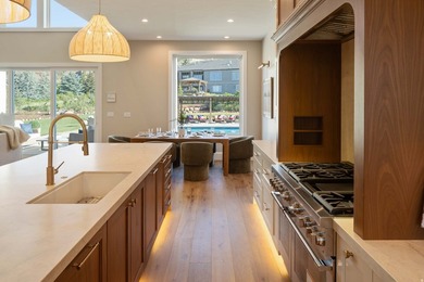 This exceptional Alpine estate is completed and move-in ready - photo 11