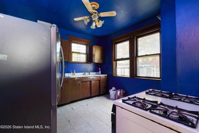 Welcome to 333 Hanover Avenue, a fully detached two-family home - photo 15