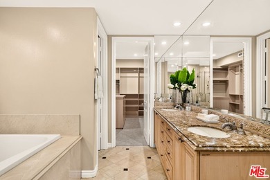 Nestled in Marina Del Rey's highly coveted Silver Strand - photo 25