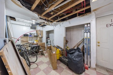 Welcome to this unique three-family home, a strong income - photo 41