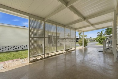 This impeccably maintained and move-in-ready manufactured home - photo 6