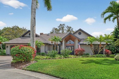 Experience the pinnacle of coastal elegance in one of Naples' - photo 1