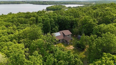 Pelican Lake Boat Access off-grid property: Built in 2013, this - photo 5