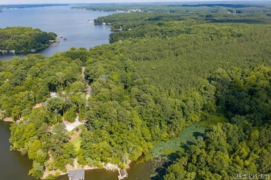 Escape the hustle at Lake Gaston's Lyons Creek Estates. This - photo 11