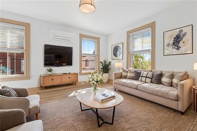 Location is everything in Newport and this unit puts you right - photo 15