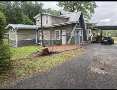 Lake Home For Sale in Tuscumbia, Alabama
