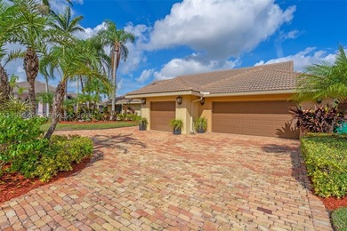 Nearly 1/2-Acre Waterfront Estate on a Premier Cul-de-Sac Lot - photo 42
