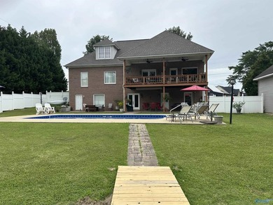 Southside--Lakefront Home!! This stunning waterfront home is - photo 50